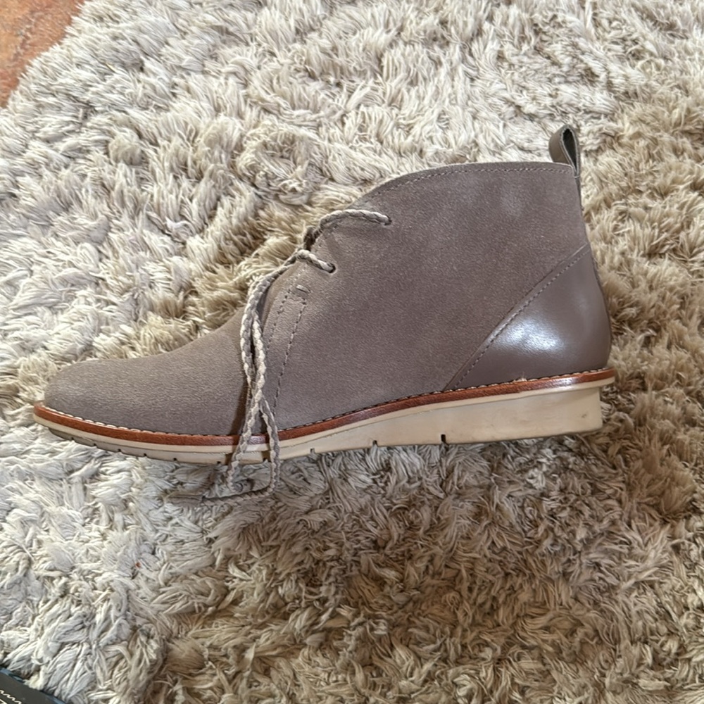 ED by Ellen Shadow Oiled Calf Suede Shoes - Picture 5 of 5